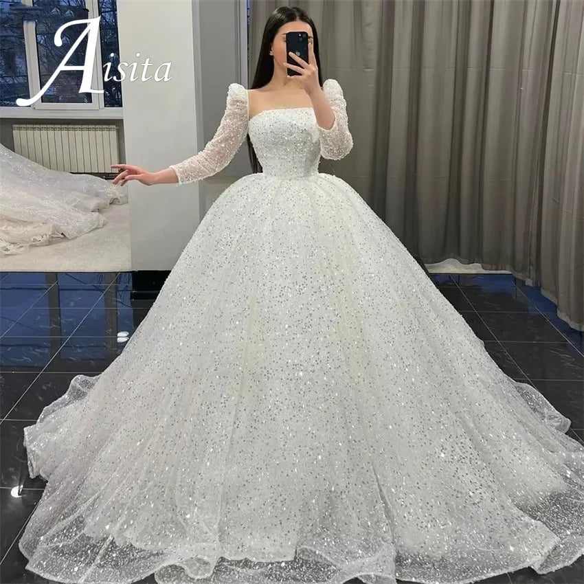 Robe de mariée trapèze perlée à dos ouvert – CLEVI Paris