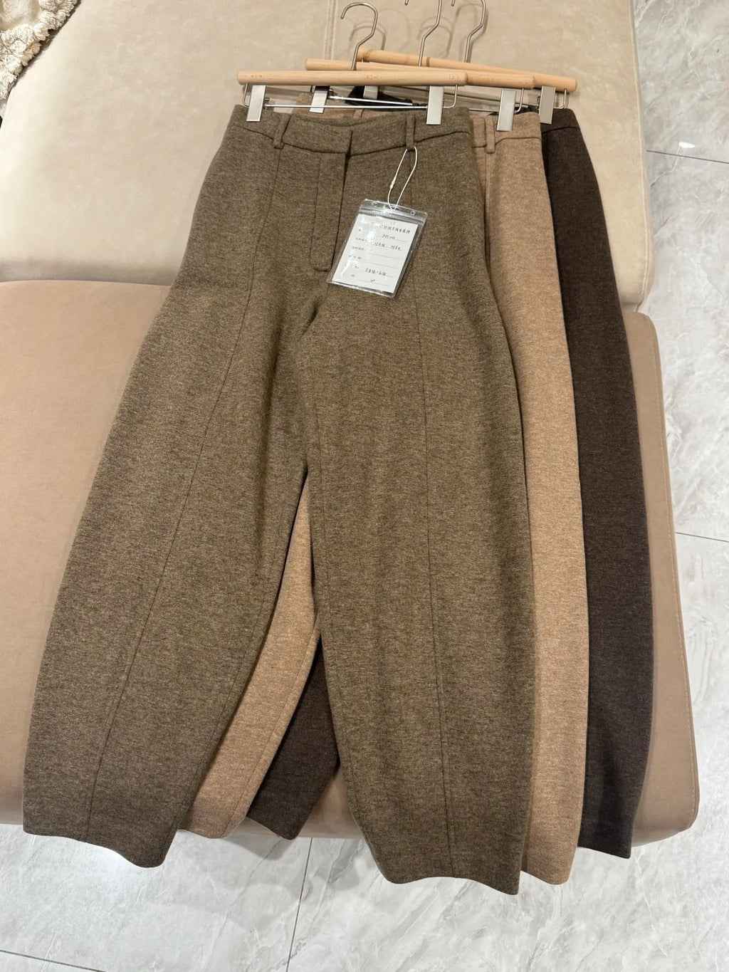 Ensemble femme veste col montant et pantalon – CLEVI Paris