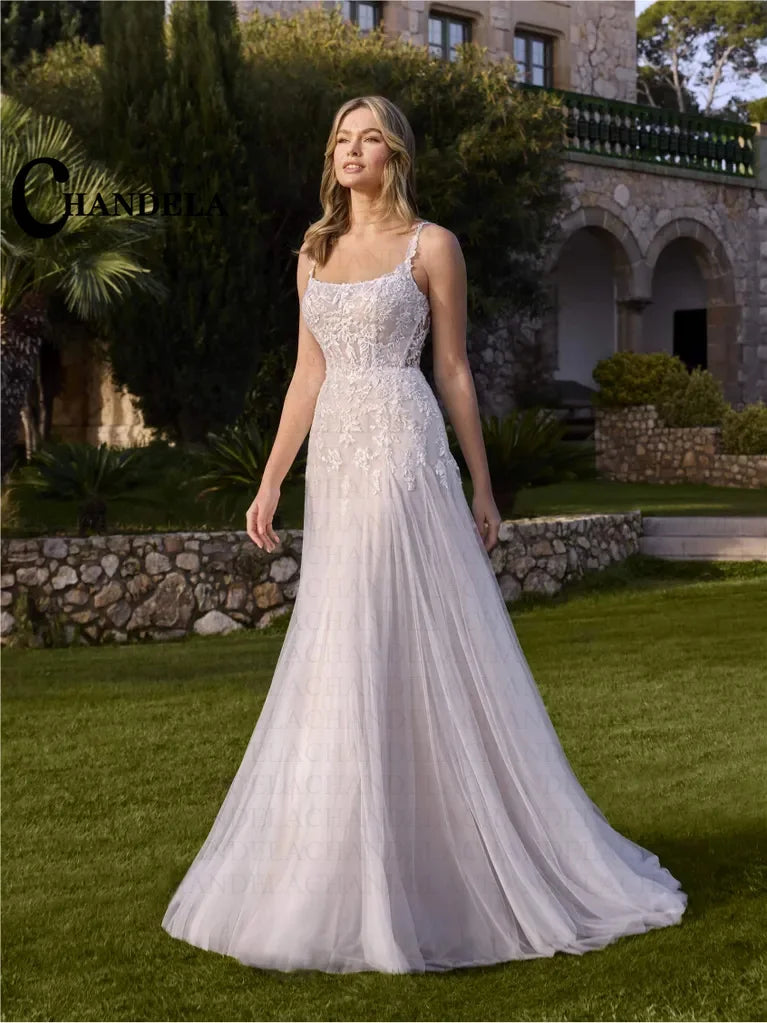 Robe de mariée trapèze à bretelles en tulle – CLEVI Paris
