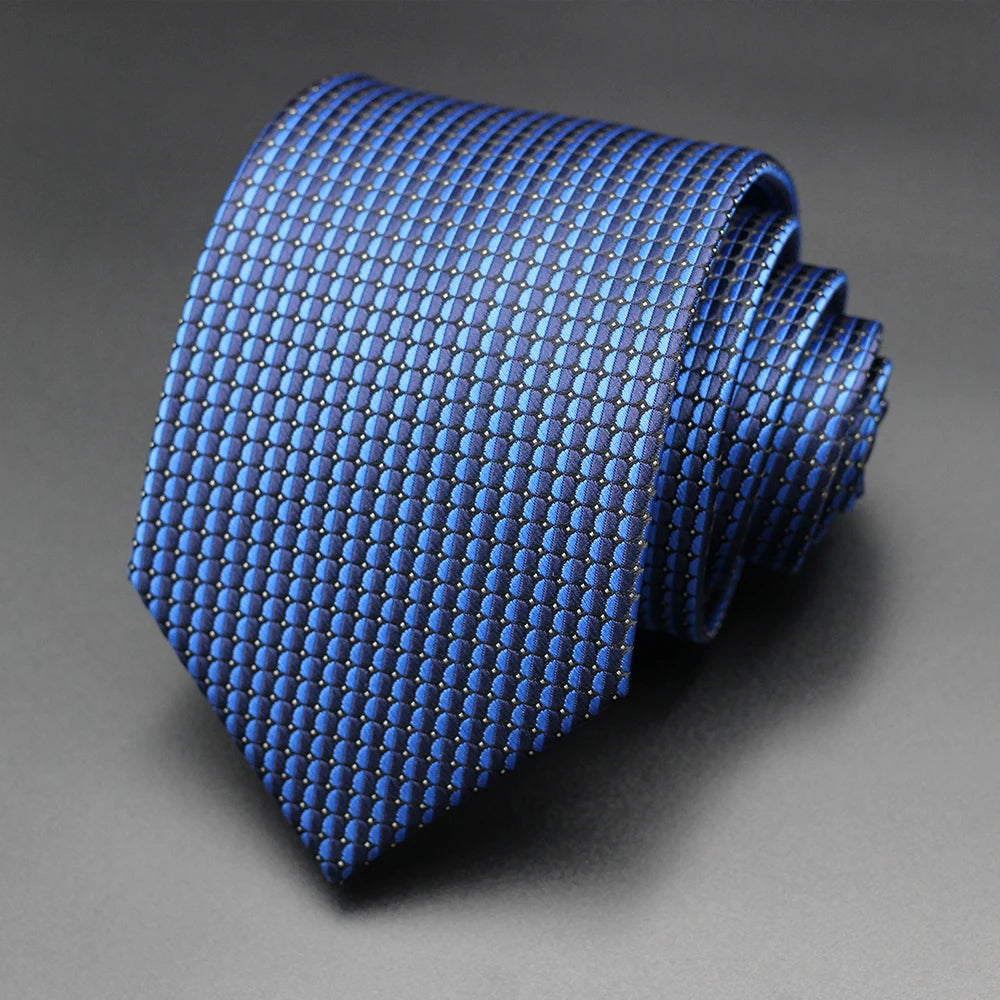 Cravate homme à pois, style élégant – CLEVI Paris