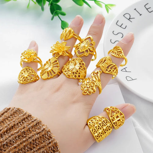 Bague Fantaisie à Motifs Variés – CLEVI Paris