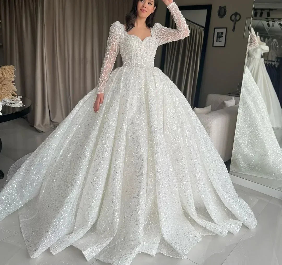 Robe de mariée sirène en tulle à col rond – CLEVI Paris
