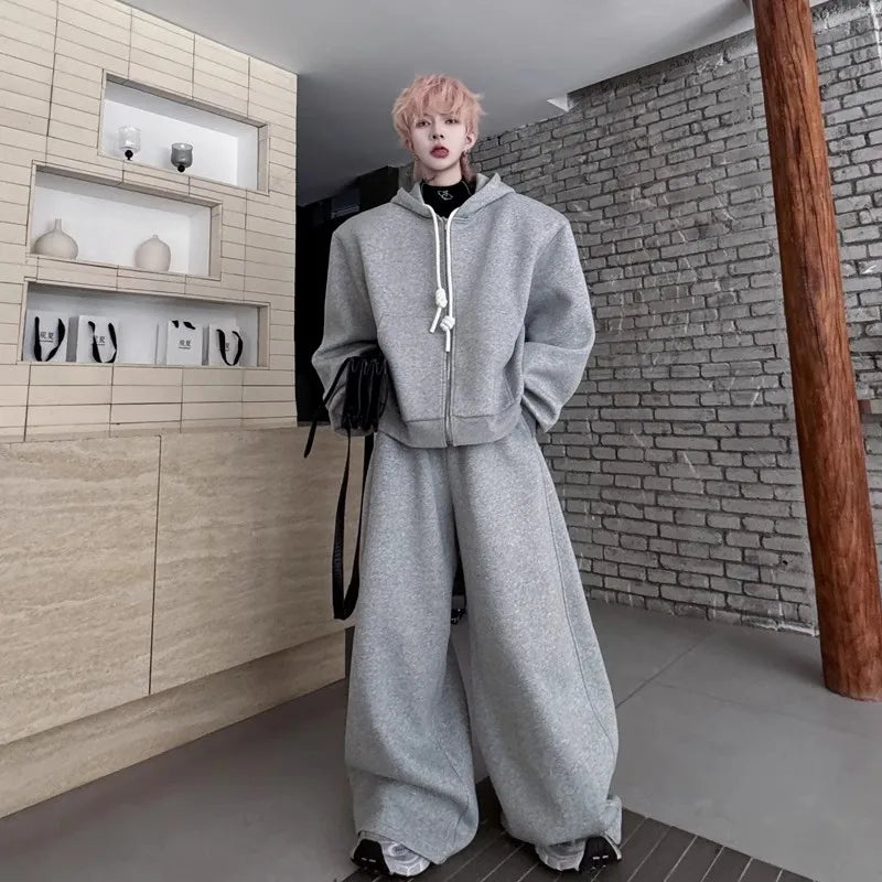 Ensemble Sport Homme 2 Pièces Sweat Capuche Zippé + Pantalon Large Winkeep – High Street Gym – Gris & Noir – CLEVI Paris