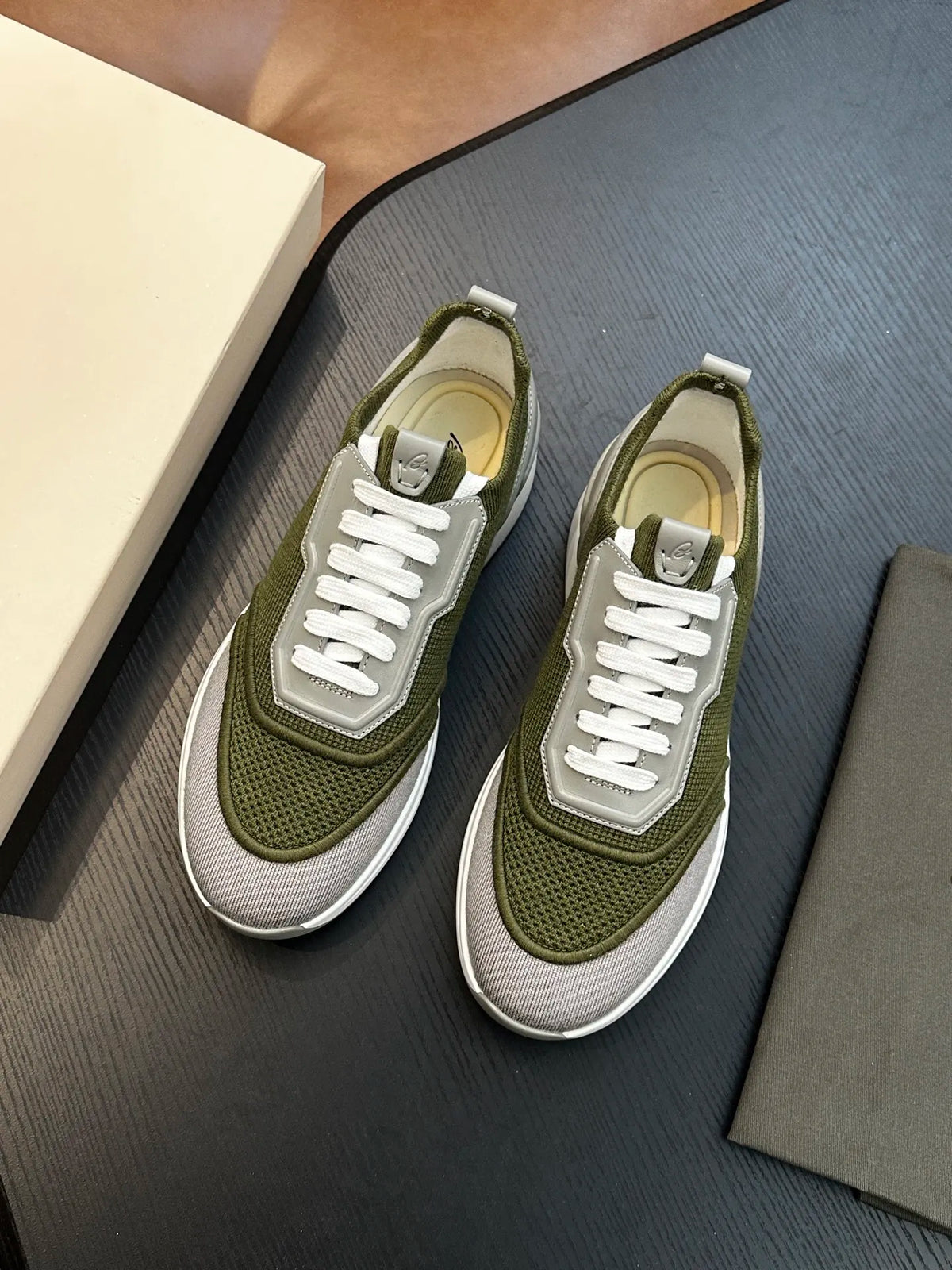 Sneakers Homme Cuir de Vache Véritable OECHSLI 2026 – Respirant, Semelle Caoutchouc, Grandes Pointures 38-46 – CLEVI Paris