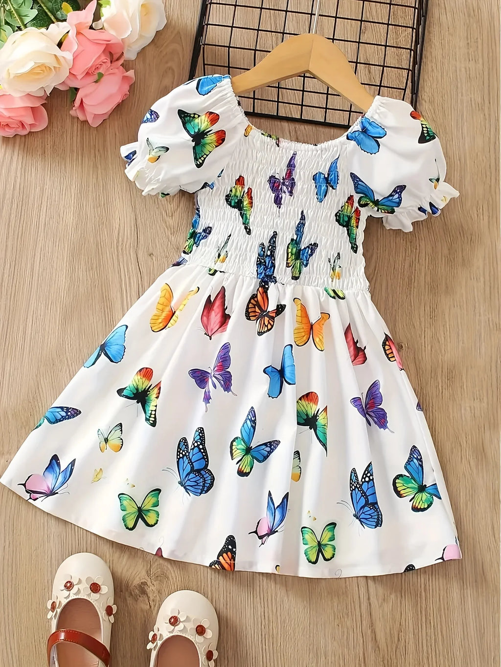Robe fille blanche à imprimé papillons – CLEVI Paris