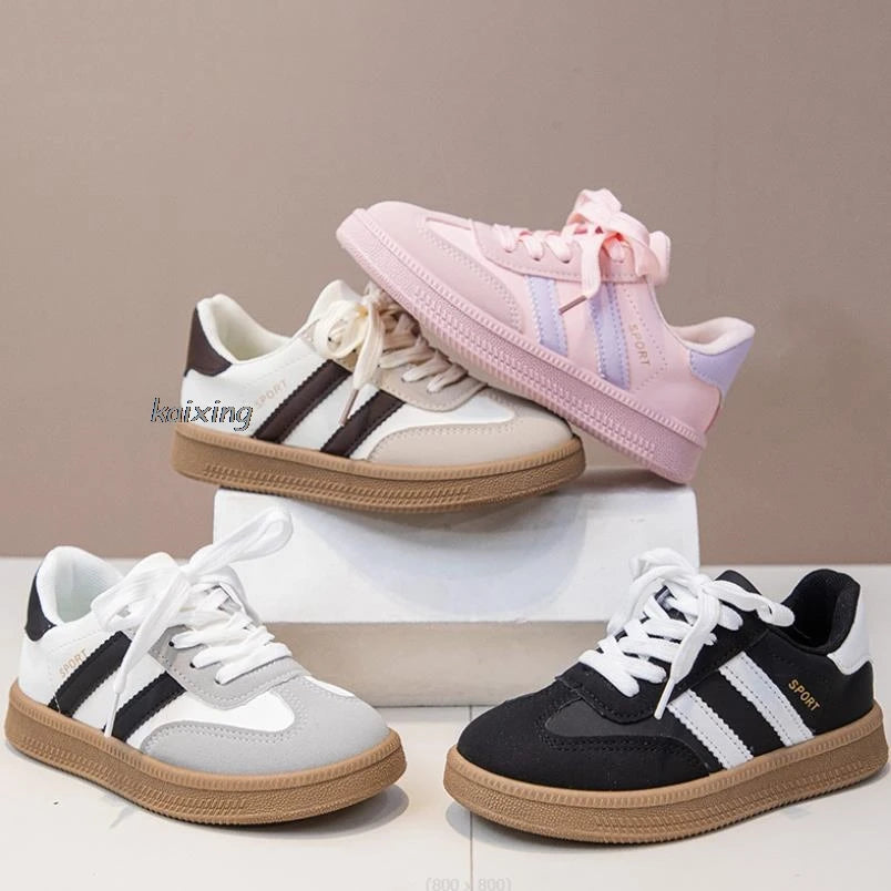 Baskets enfant basses à lacets – CLEVI Paris
