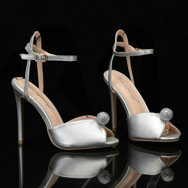 Escarpins à talons et perles pour femme – CLEVI Paris