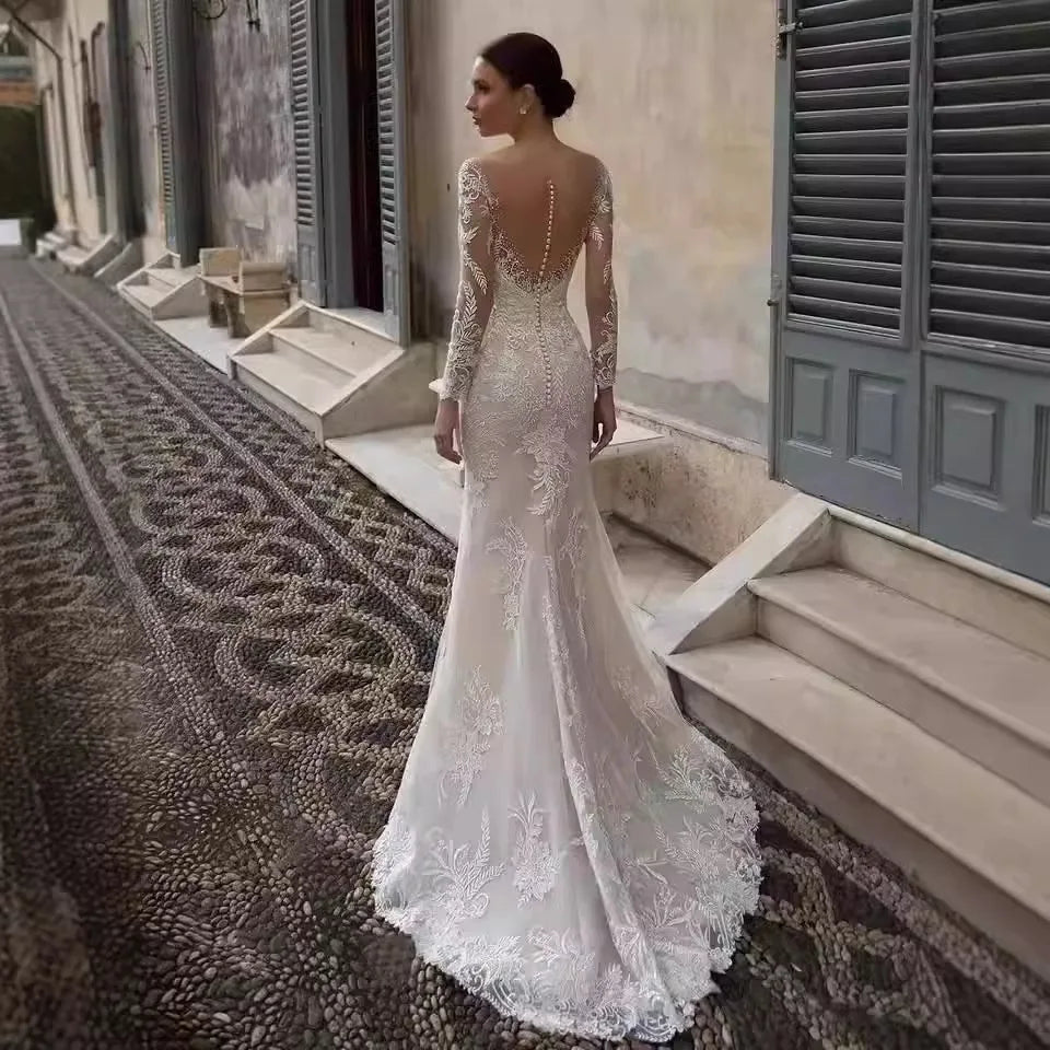 Robe de mariée sirène en dentelle – CLEVI Paris