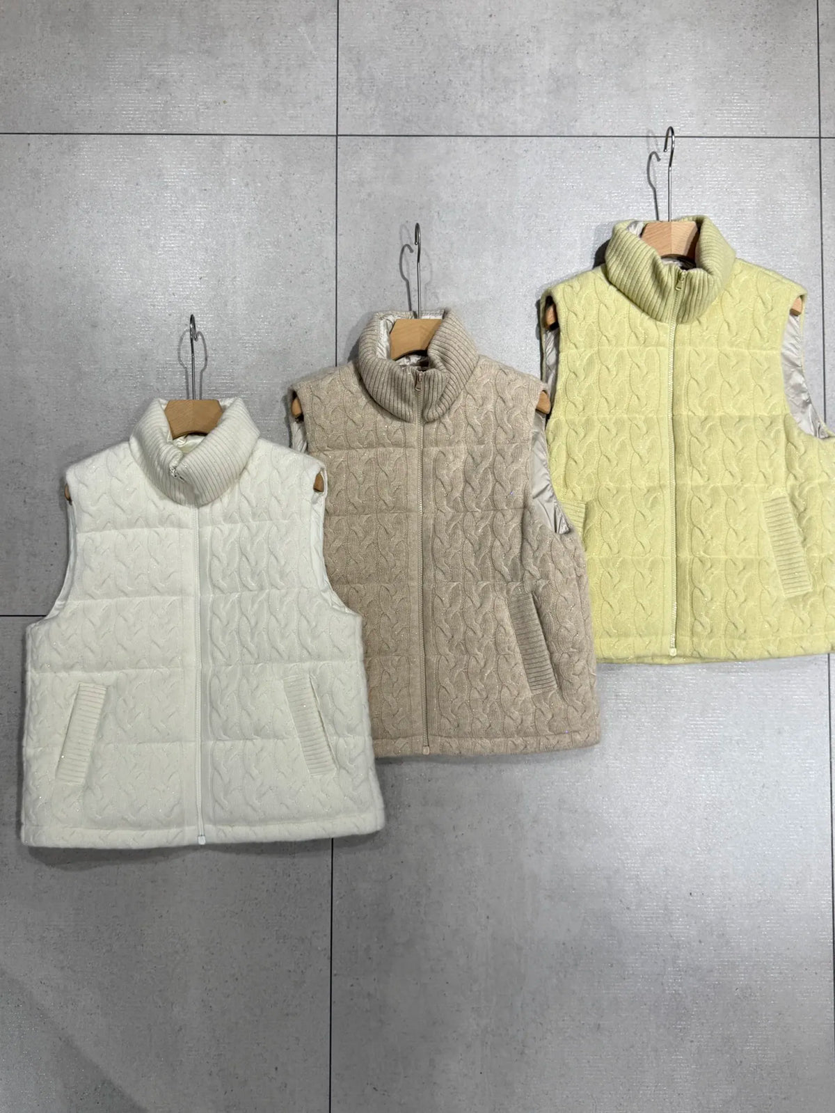 Gilet femme en cachemire matelassé – CLEVI Paris