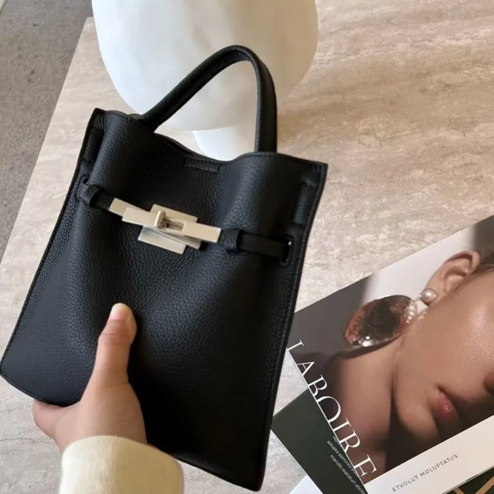 Sac Seau Femme Cuir Vachette Première Couche Style Médiéval – CLEVI Paris