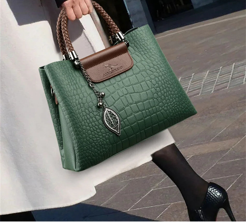 Sac Bandoulière Cuir Motif Croco Femme 3 Poches – CLEVI Paris