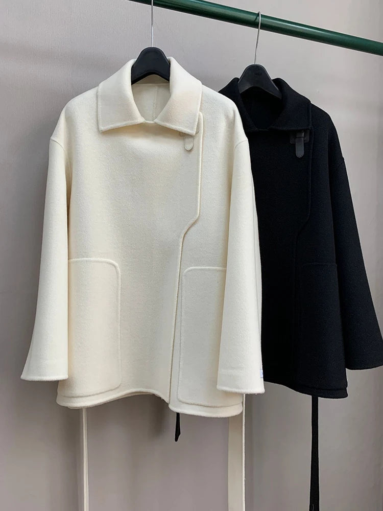 Veste femme en laine à fermeture asymétrique – CLEVI Paris