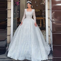Robe de mariée princesse en tulle col carré – CLEVI Paris
