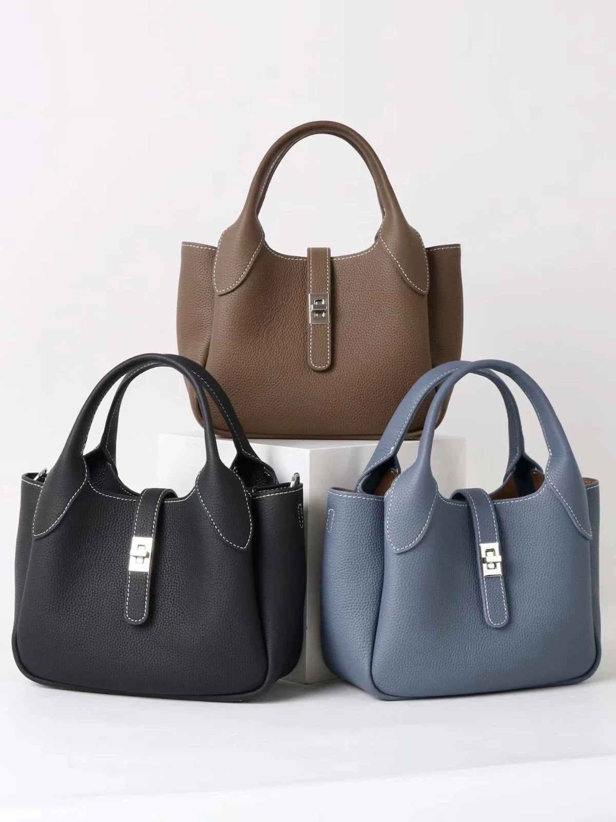 Sac seau femme en cuir à poches – CLEVI Paris