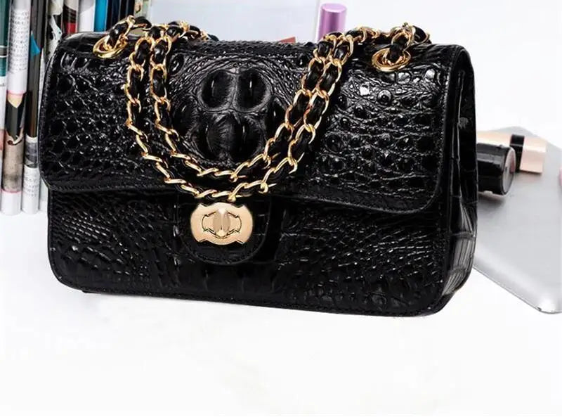 Sac Bandoulière Chaîne Motif Crocodile Vintage Femme 550g – CLEVI Paris
