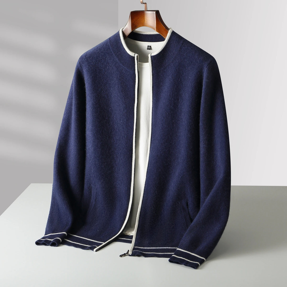 Cardigan homme en laine zippé – CLEVI Paris