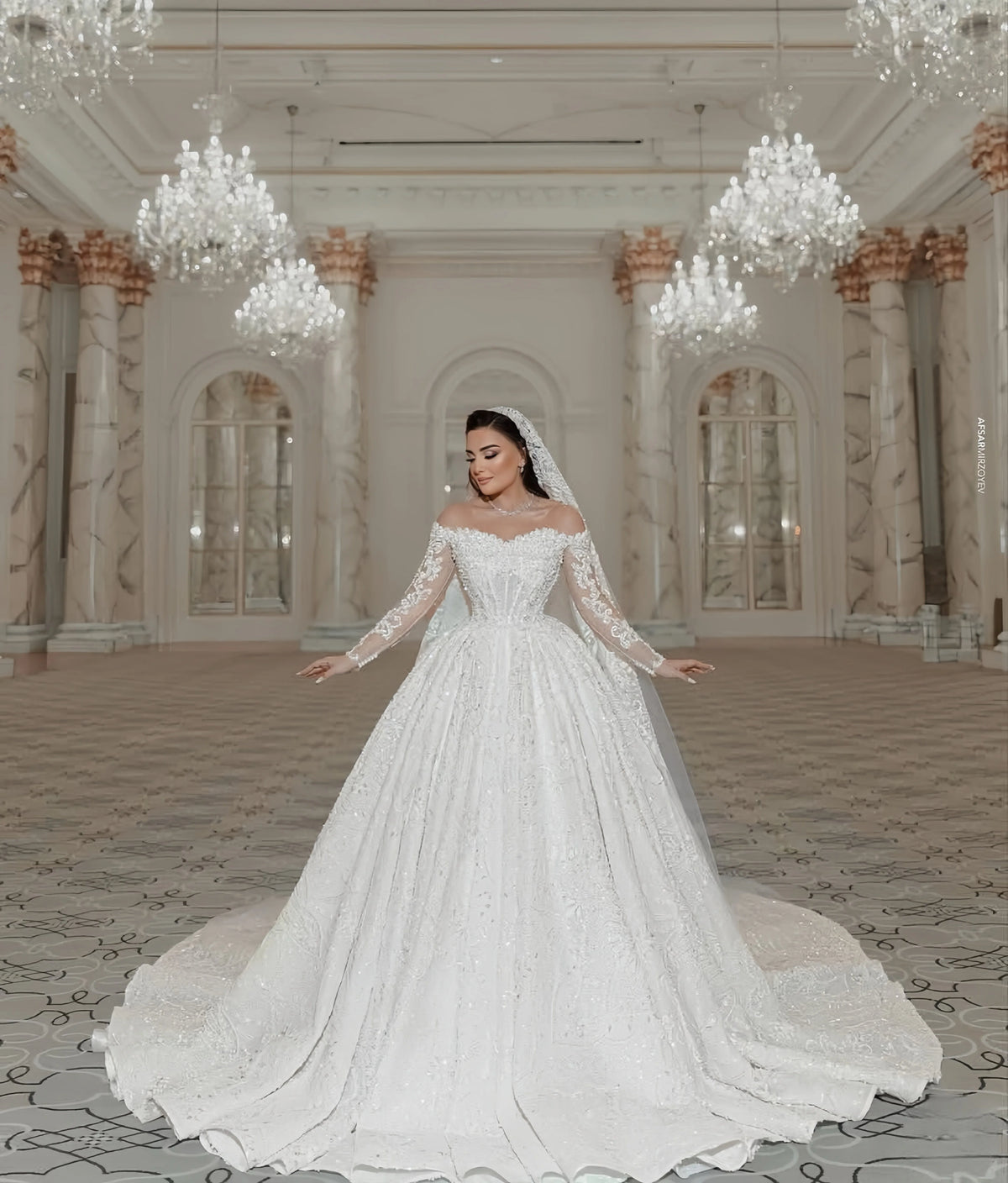 Robe de mariée princesse en tulle – CLEVI Paris
