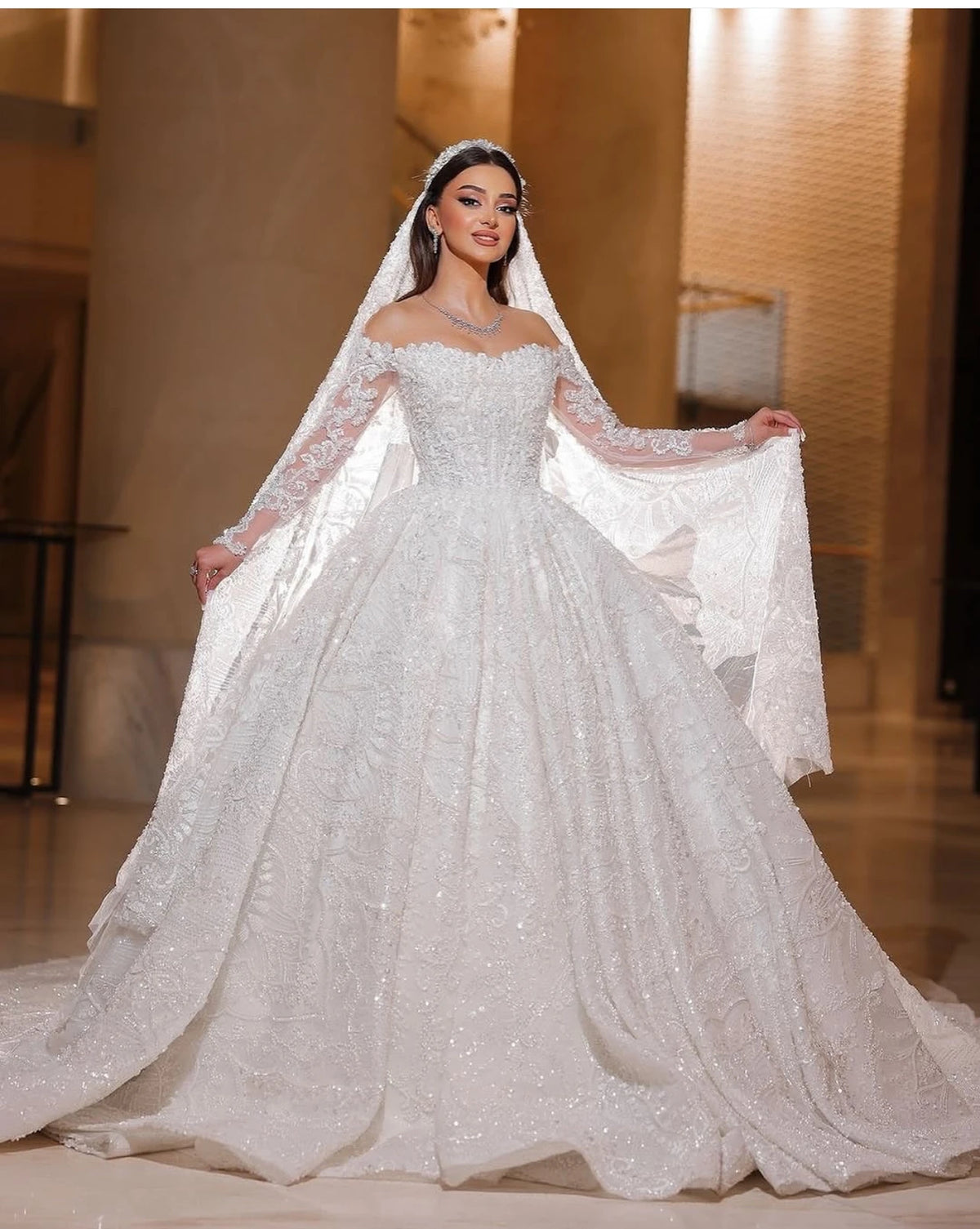 Robe de mariée princesse en tulle – CLEVI Paris