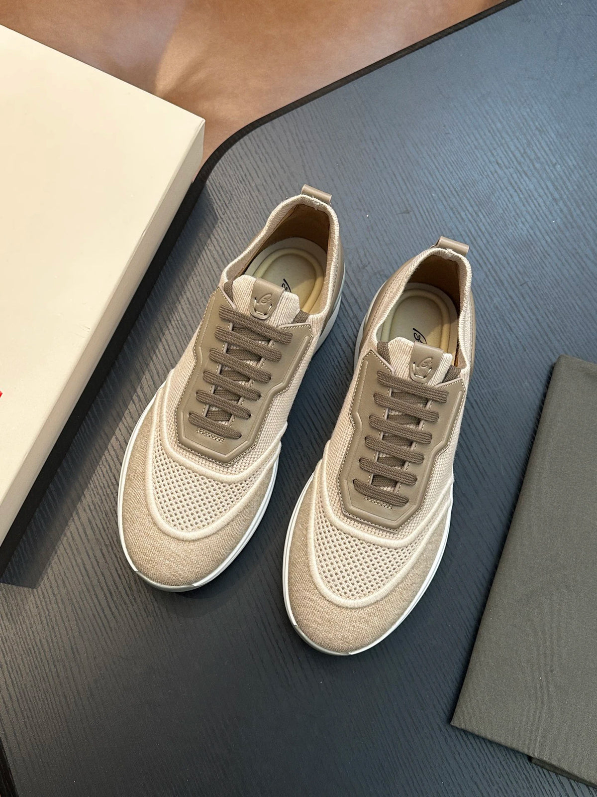 Sneakers Homme Cuir de Vache Véritable OECHSLI 2026 – Respirant, Semelle Caoutchouc, Grandes Pointures 38-46 – CLEVI Paris
