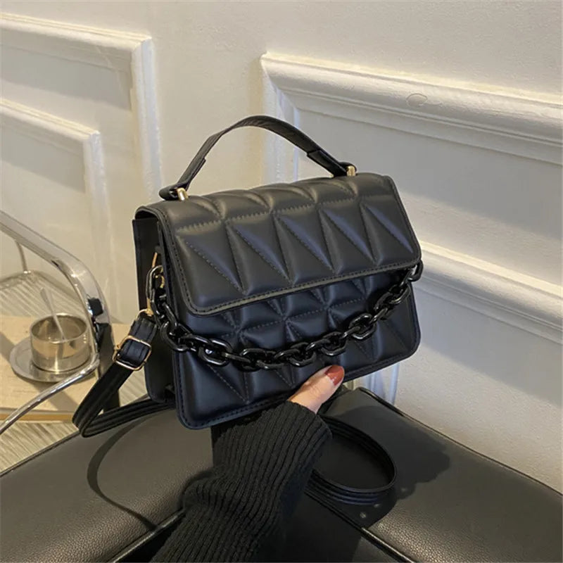 Mini sac carré matelassé femme à chaîne – CLEVI Paris