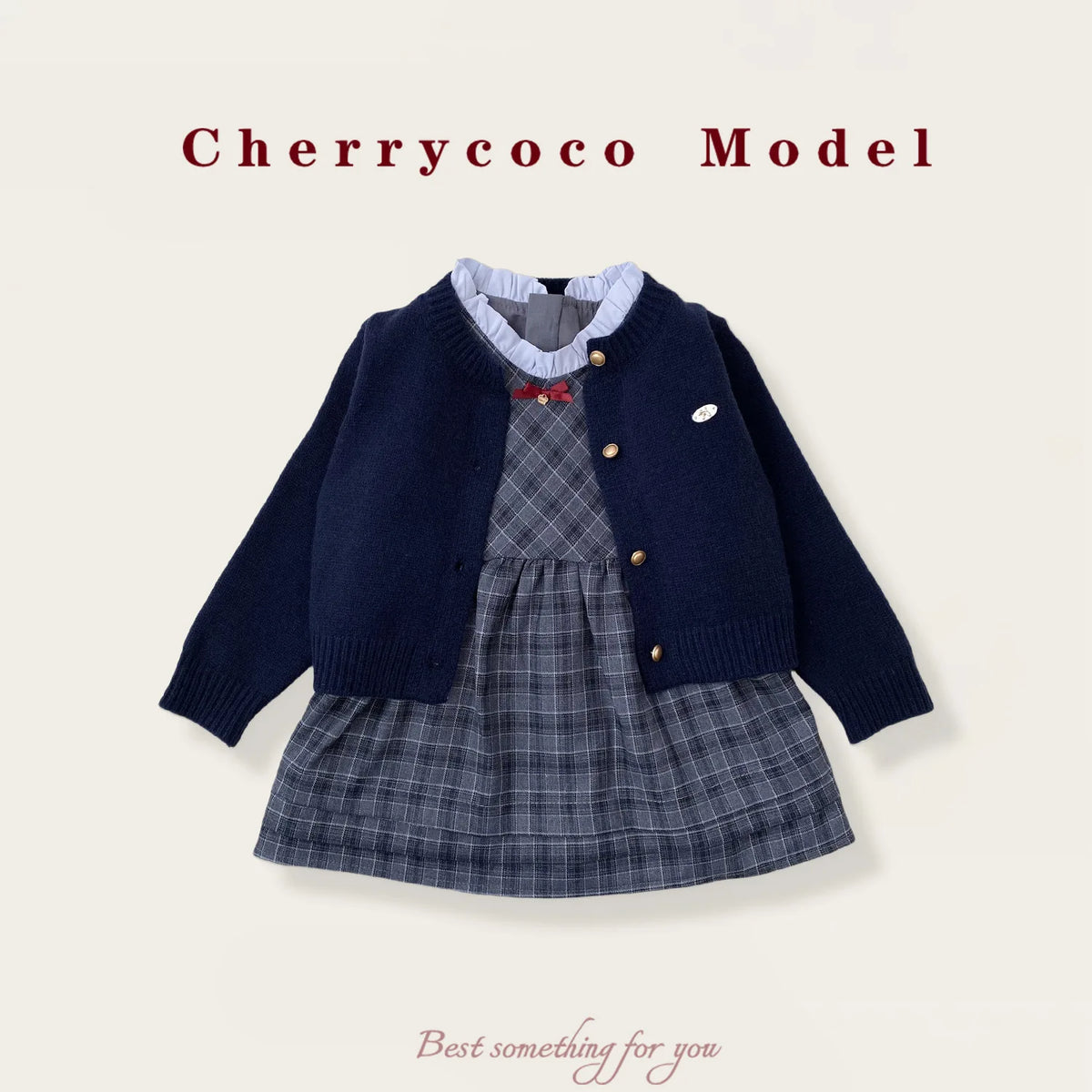 Ensemble fille à carreaux pour l’automne – CLEVI Paris