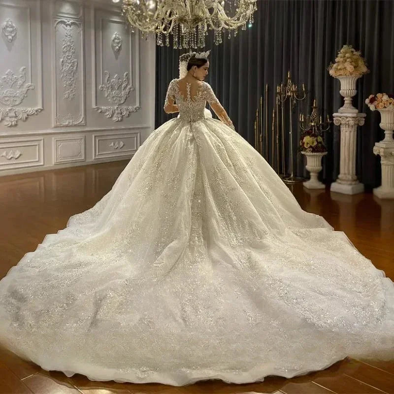 Robe de mariée princesse en organza et dentelle – CLEVI Paris