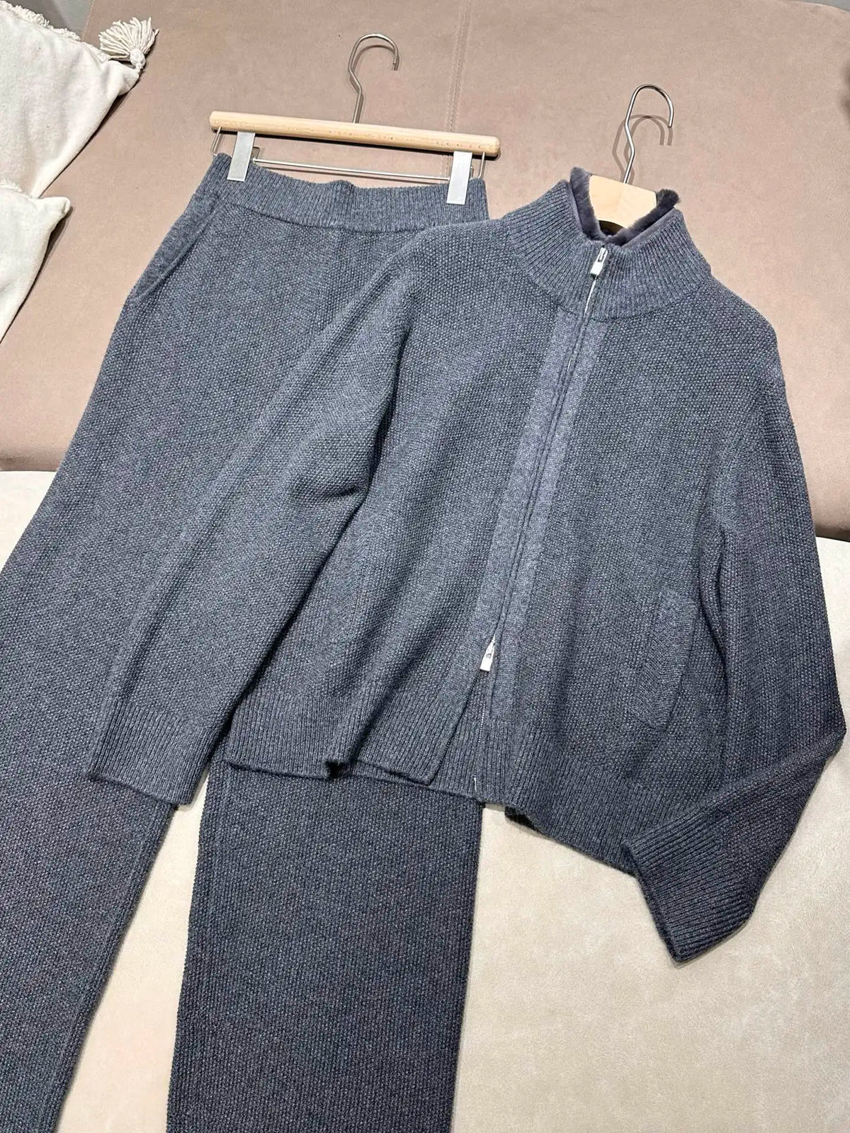 Ensemble femme en maille, gilet zippé et pantalon – CLEVI Paris