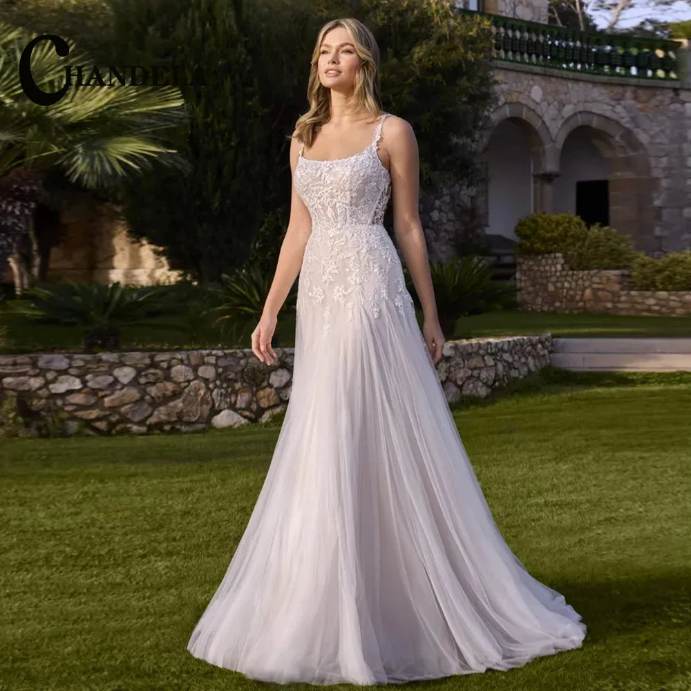 Robe de mariée trapèze à bretelles en tulle – CLEVI Paris
