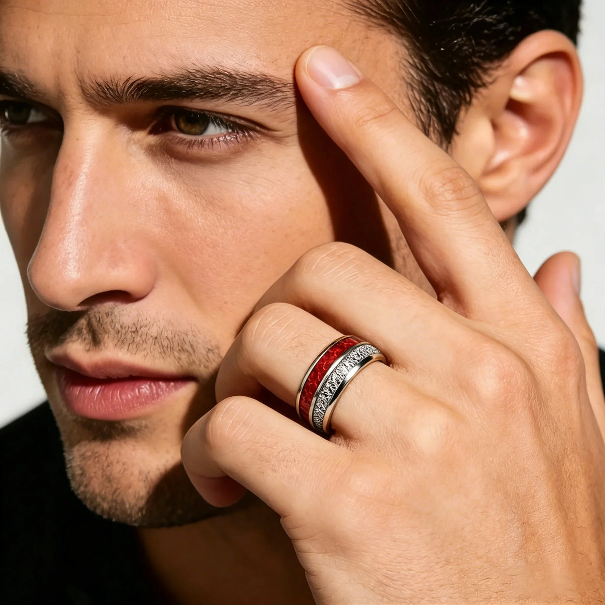 Bague Unisexe Opale Rouge et Météorite – CLEVI Paris