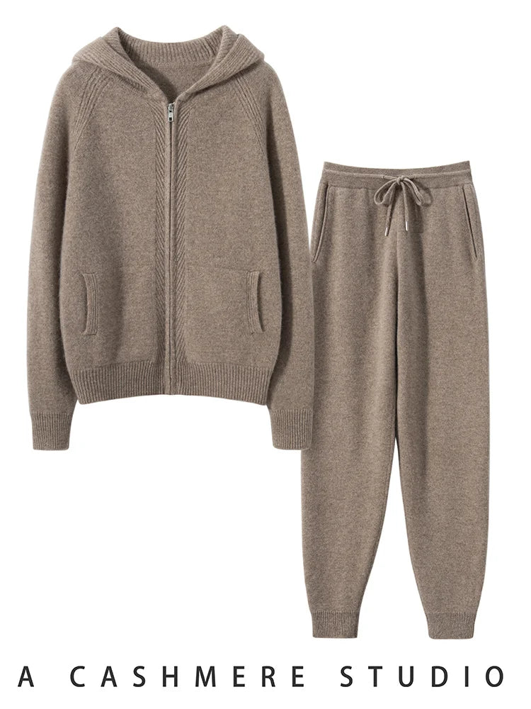 Ensemble femme en maille, cardigan et pantalon – CLEVI Paris