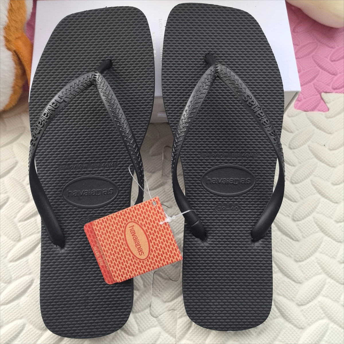 Tongs plates femme CHAXIAOA – CLEVI Paris