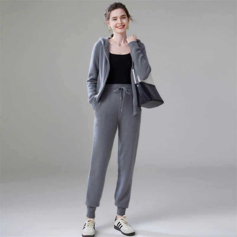 Ensemble cachemire femme à capuche et pantalon – CLEVI Paris