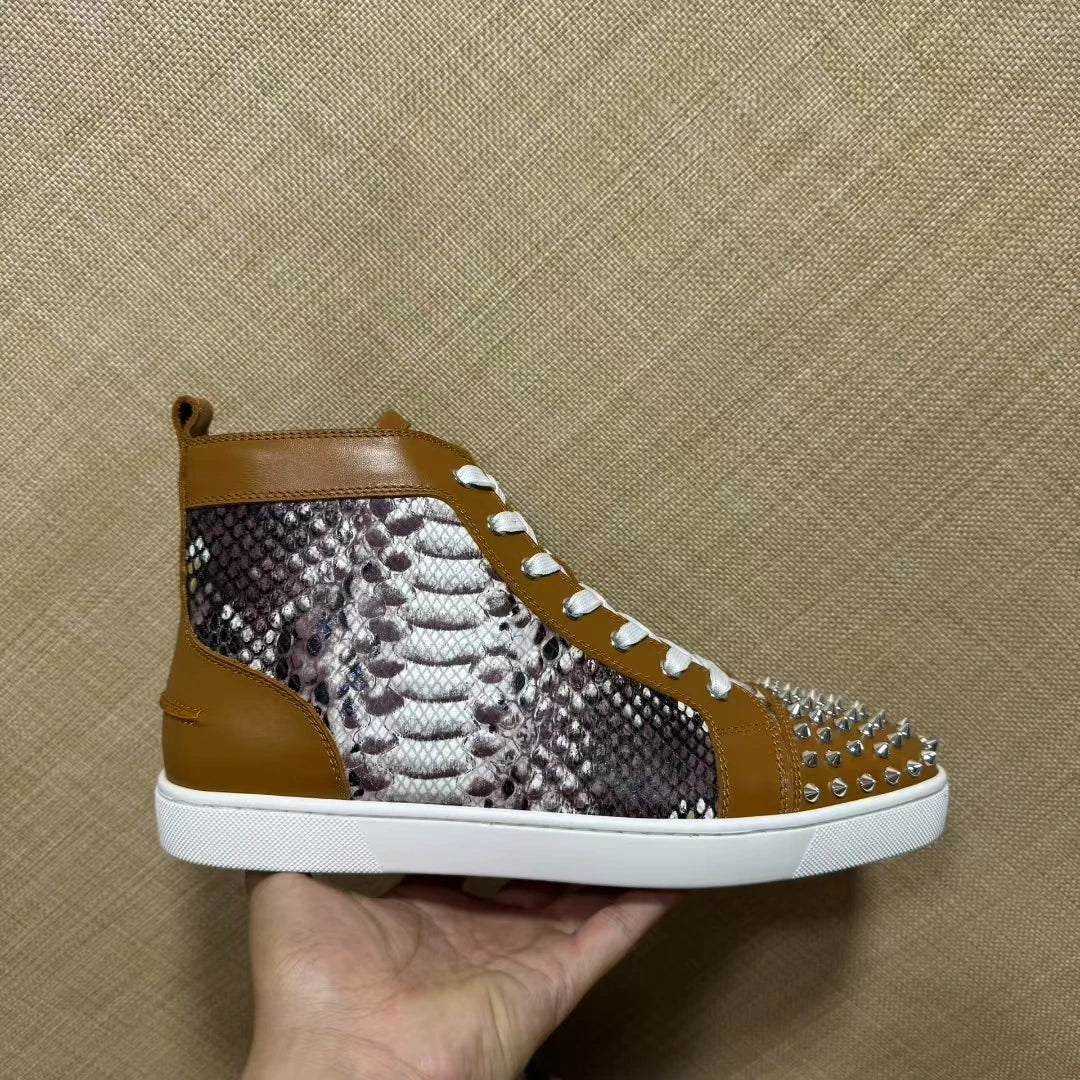 Sneakers Hautes Cuir Rivets Luxe Homme – CLEVI Paris