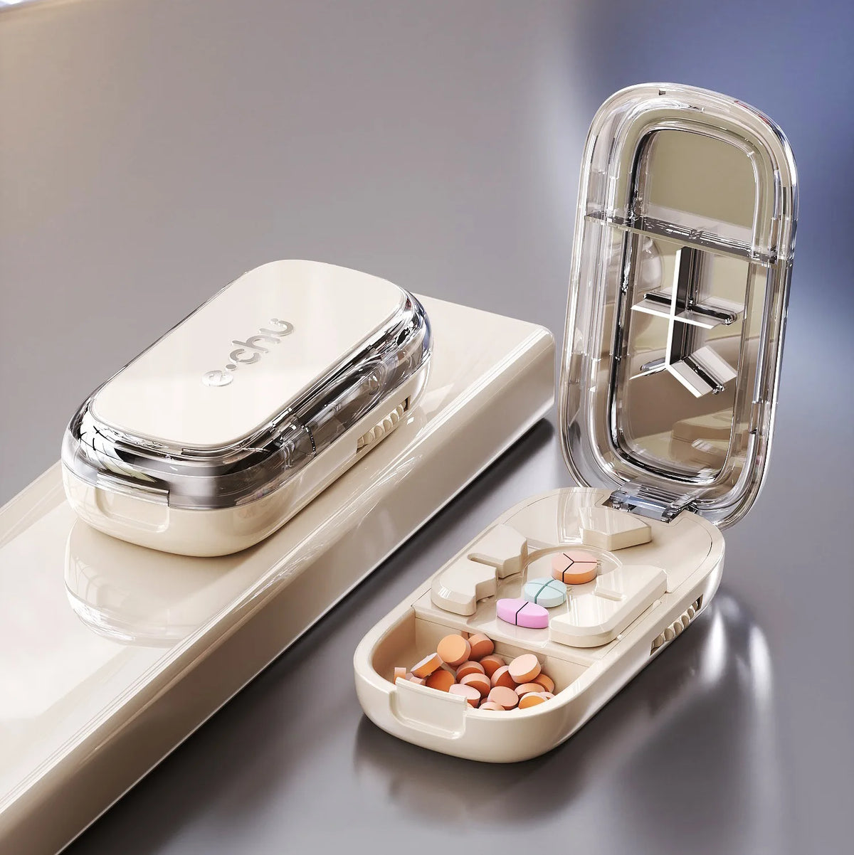 Pilulier portable avec option coupe-comprimés – CLEVI Paris