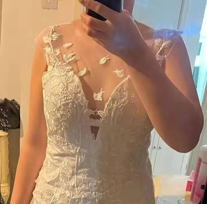 Robe de mariée trapèze manches courtes – CLEVI Paris