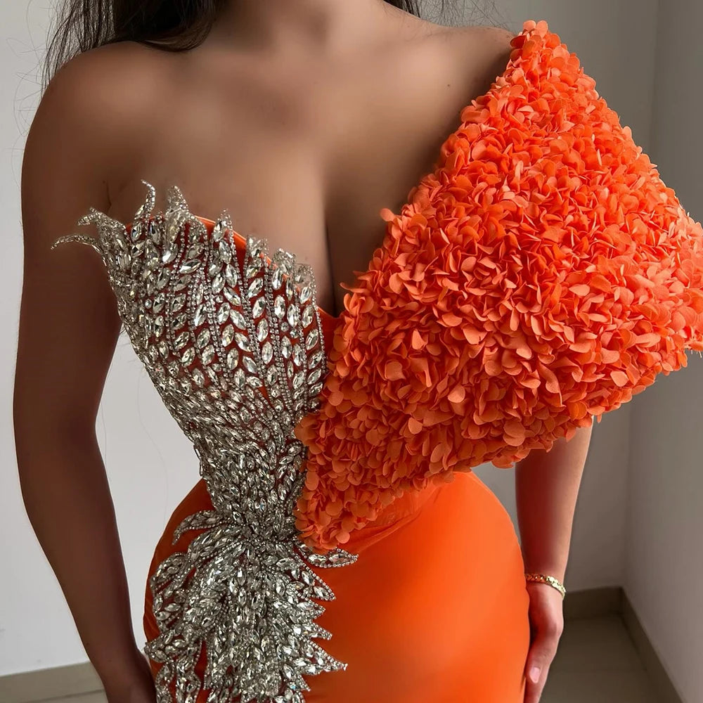 Robe de soirée longue épaules dénudées drapée – CLEVI Paris