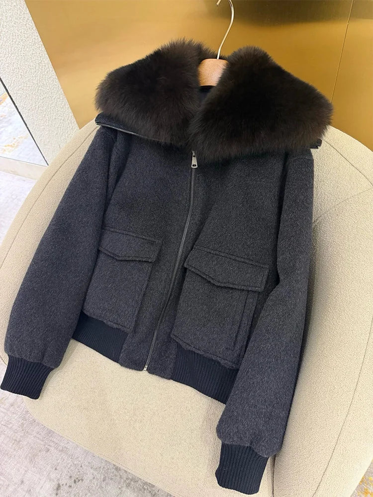 Blouson femme en laine à col renard – CLEVI Paris