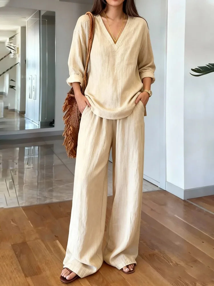 Ensemble femme col V et pantalon large uni – CLEVI Paris