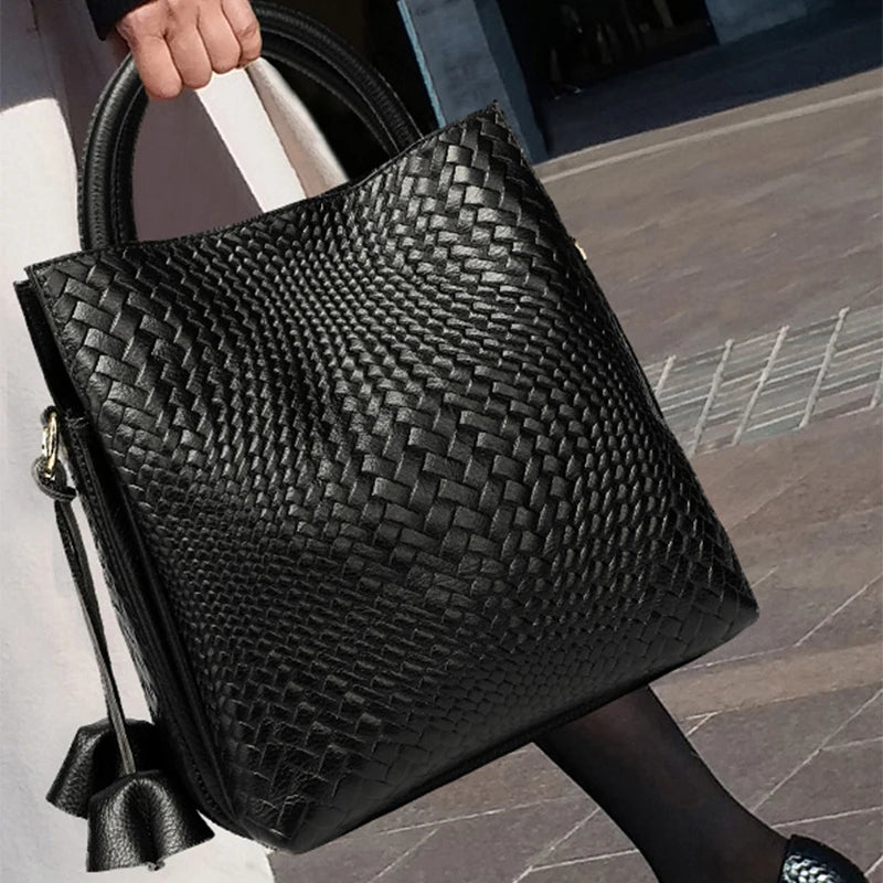 Tote Bag Cuir Veau Pleine Fleur Minimaliste Femme 30x15x32cm – CLEVI Paris