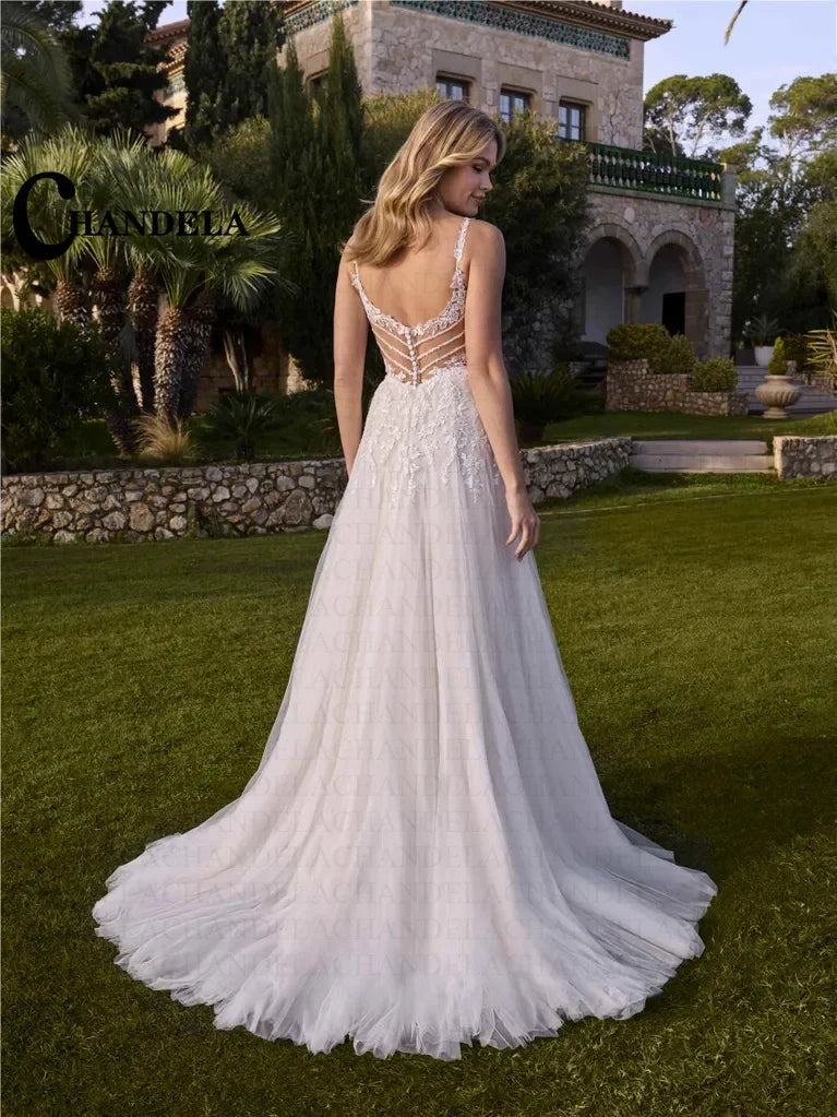 Robe de mariée trapèze à bretelles en tulle – CLEVI Paris