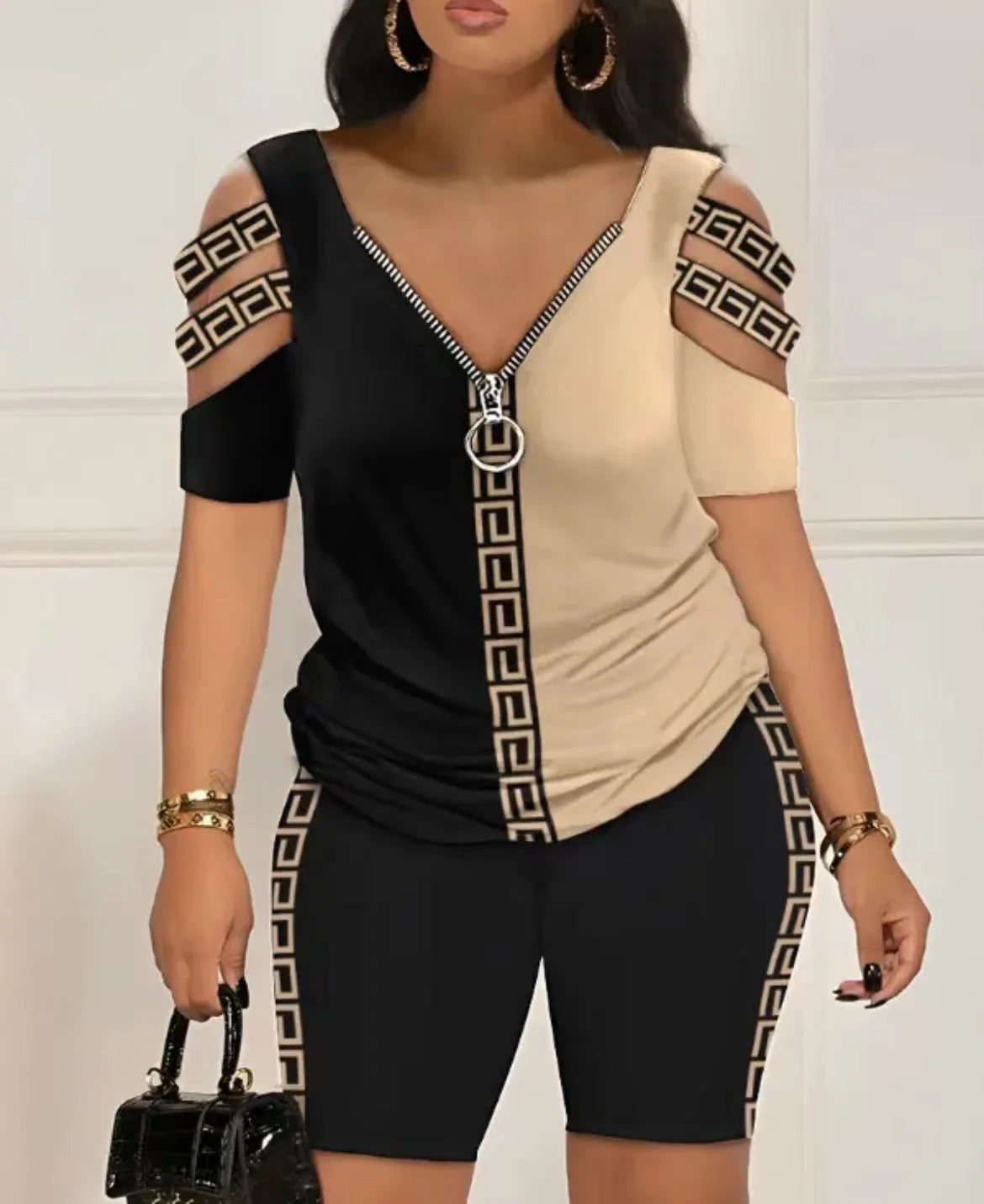 Ensemble 2 Pièces Femme T-Shirt Col V Imprimé Manches Courtes + Short Taille Élastique Casual High Street Été 6 Coloris – CLEVI Paris