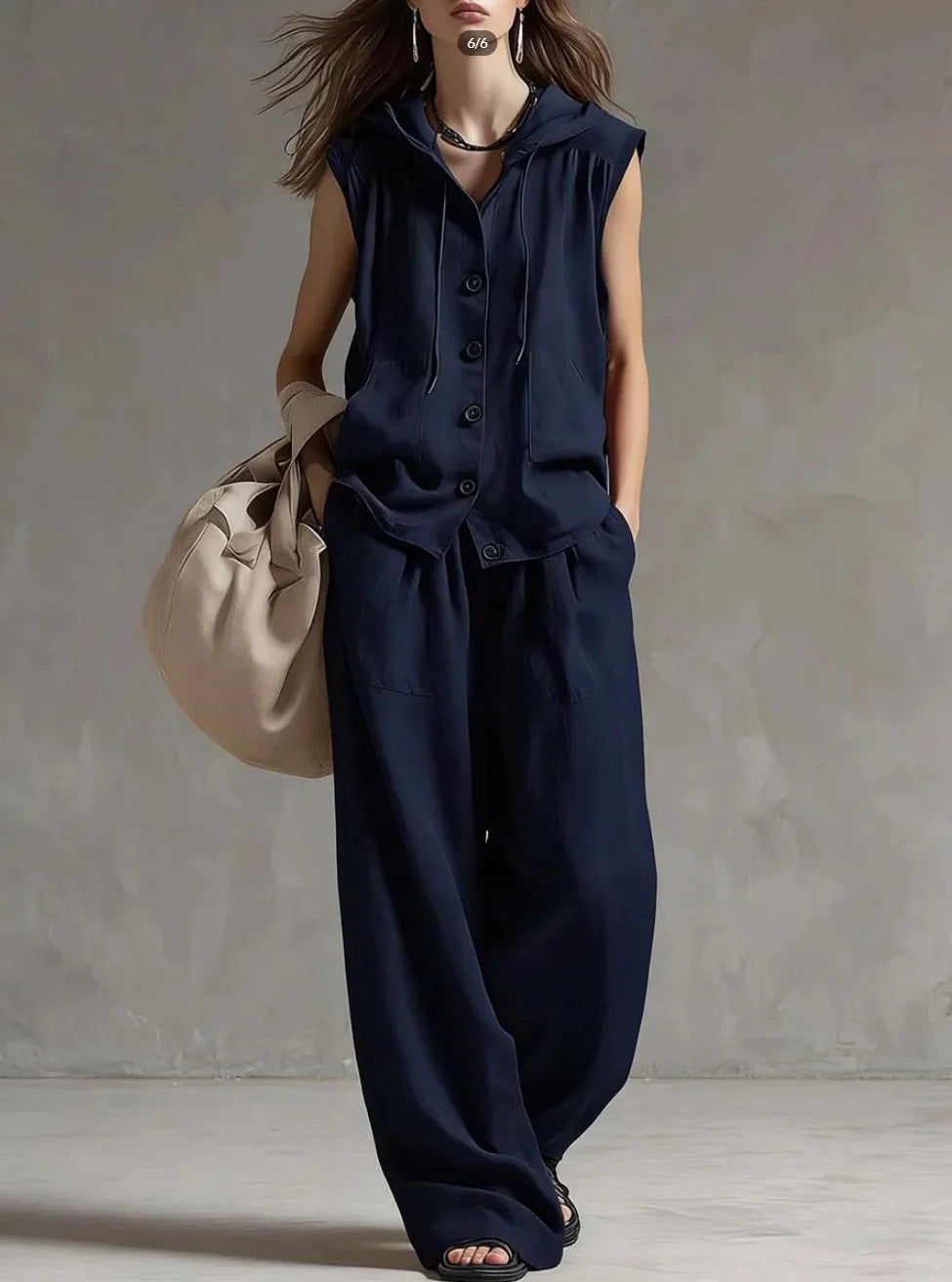 Ensemble femme haut à capuche et pantalon large – CLEVI Paris
