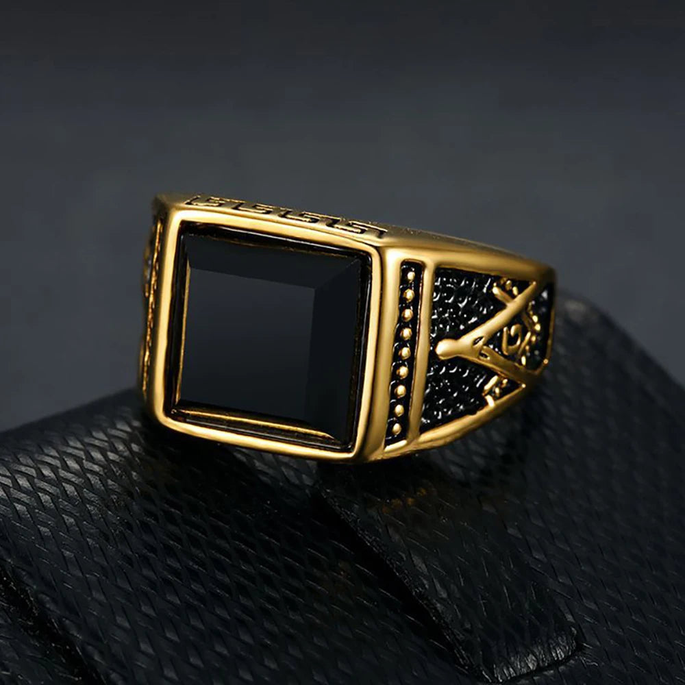 Bague noire en acier 316L, style gothique – CLEVI Paris