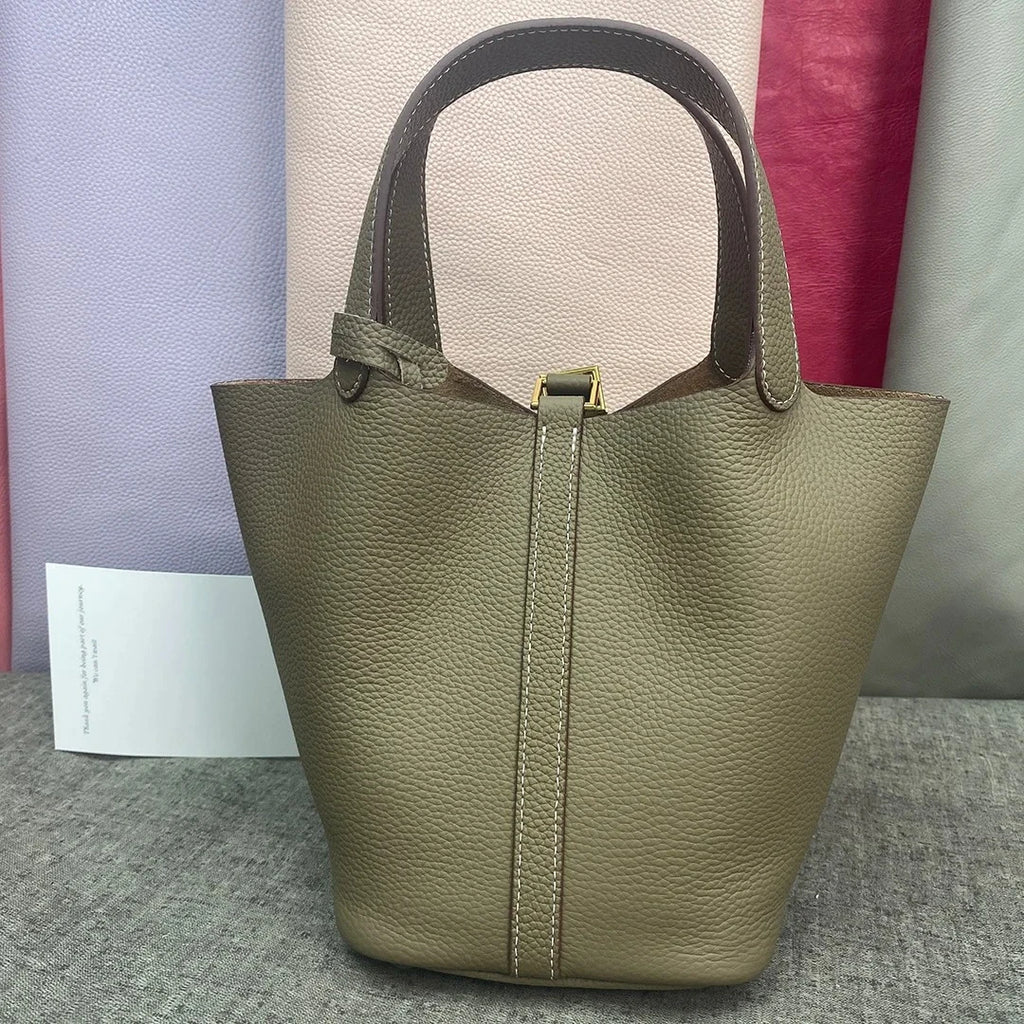 Sac Seau Femme Cuir Véritable TOGO Cadenas & Foulard Décoratif – CLEVI Paris