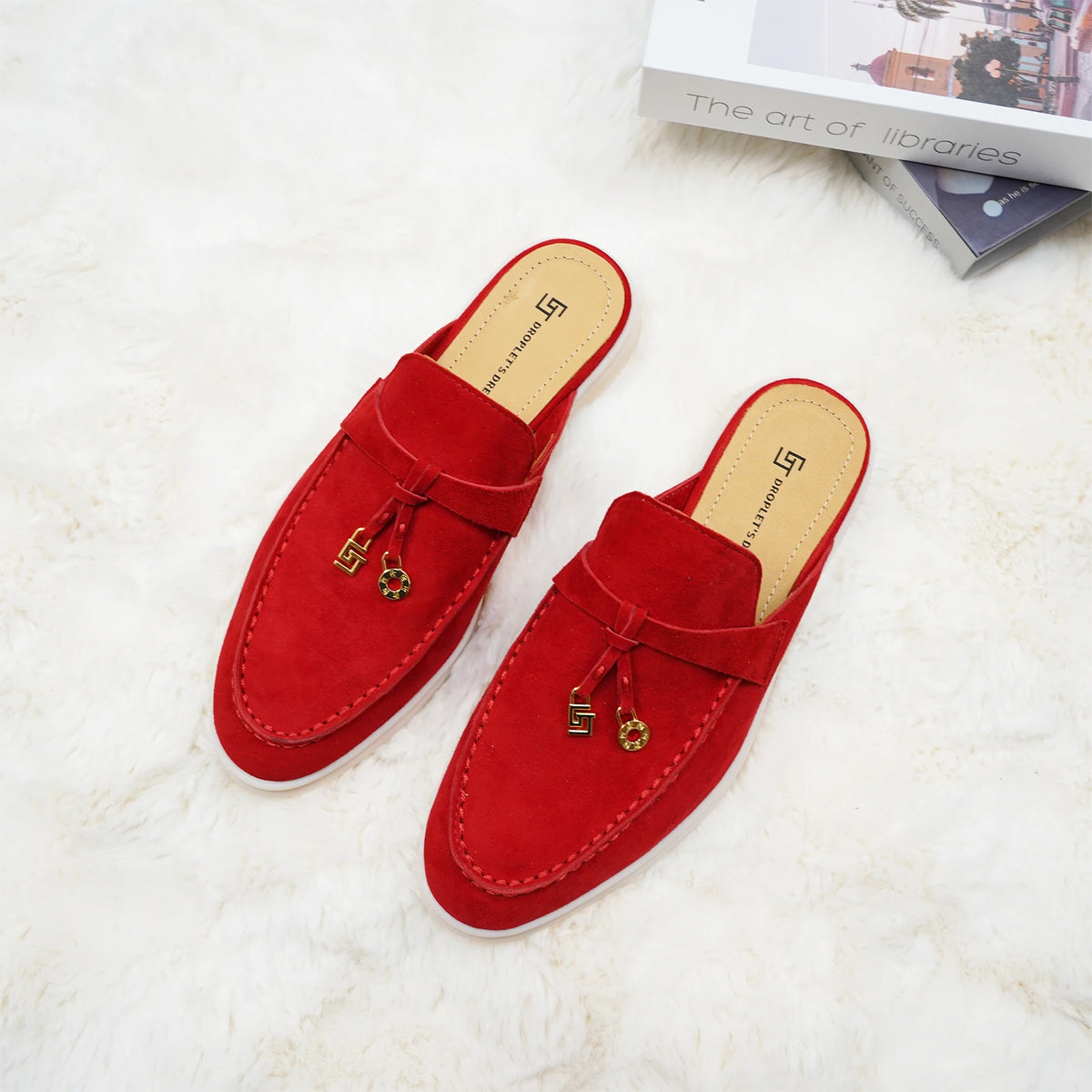 Mocassins femme en daim à talon bas – CLEVI Paris