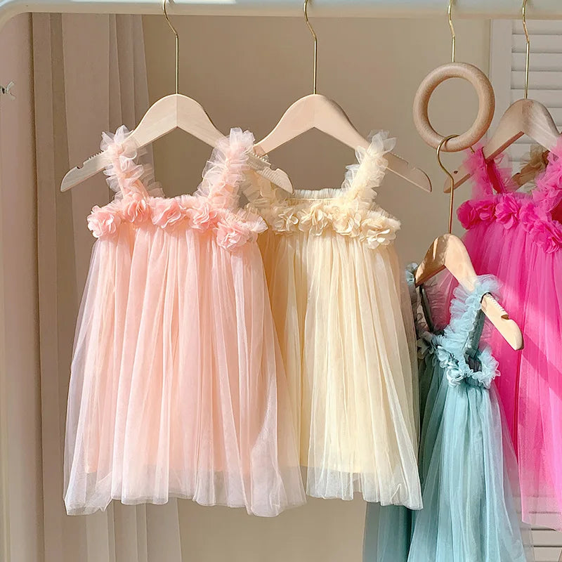 Robe fille en tulle à fleurs 3D – CLEVI Paris