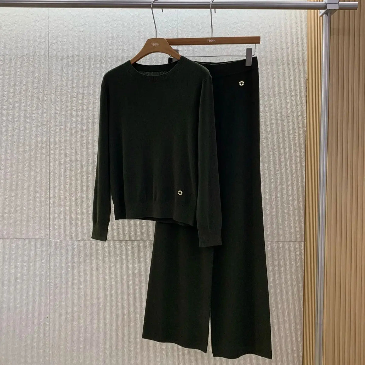 Ensemble pull et pantalon en laine femme – CLEVI Paris
