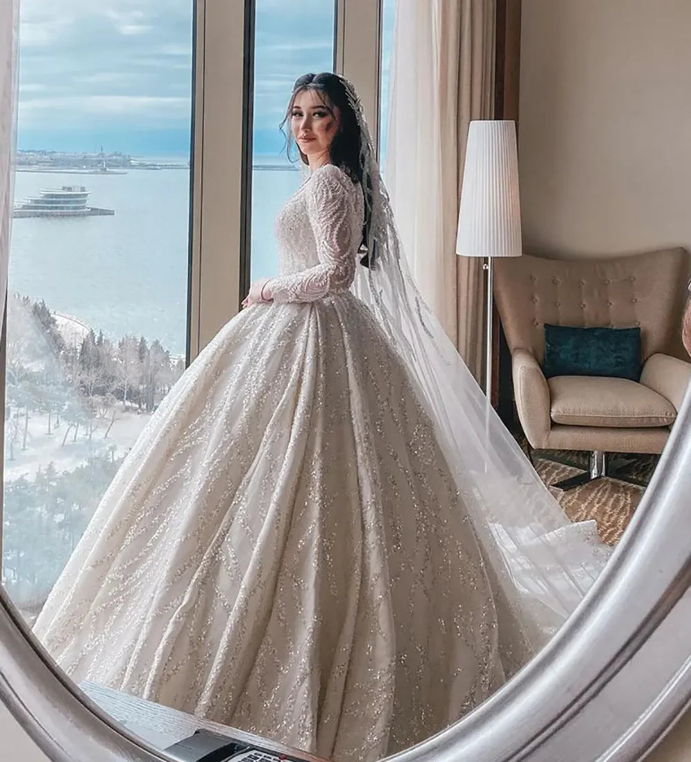 Robe de mariée en tulle robe de bal à col rond – CLEVI Paris