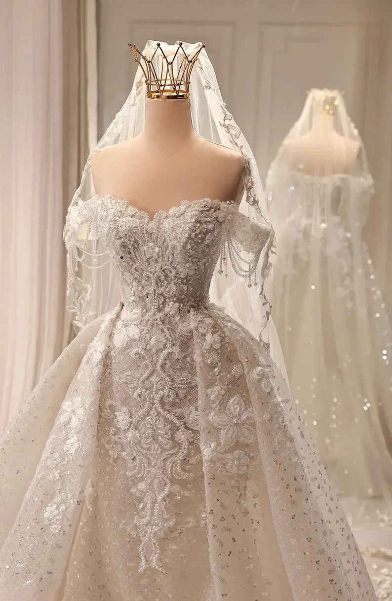 Robe de mariée sirène en dentelle – CLEVI Paris