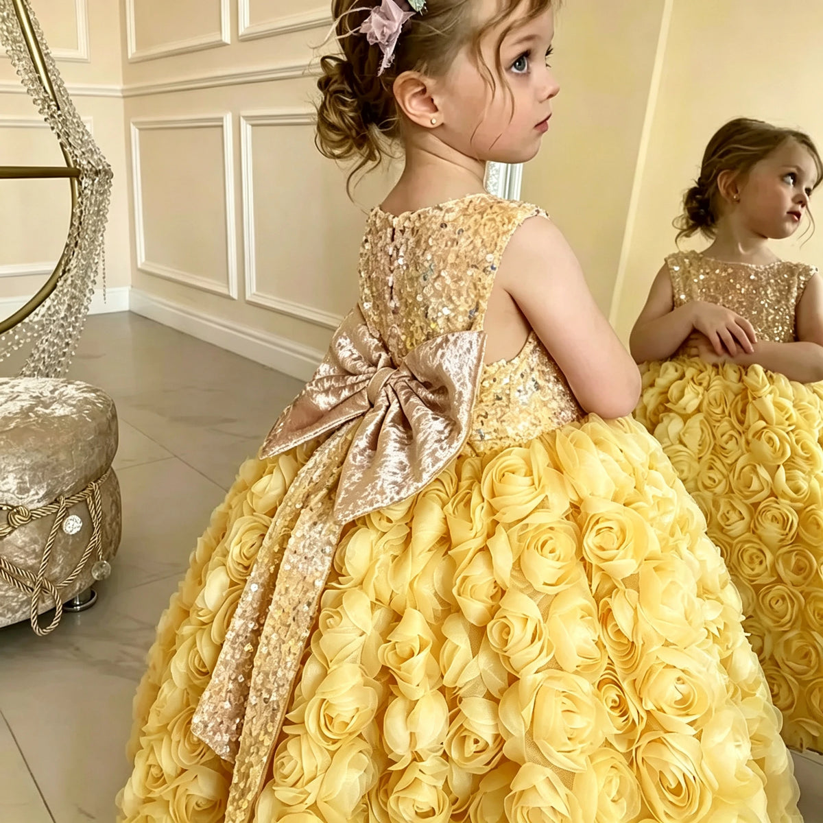 Robe de cérémonie fille à fleurs et sequins – CLEVI Paris